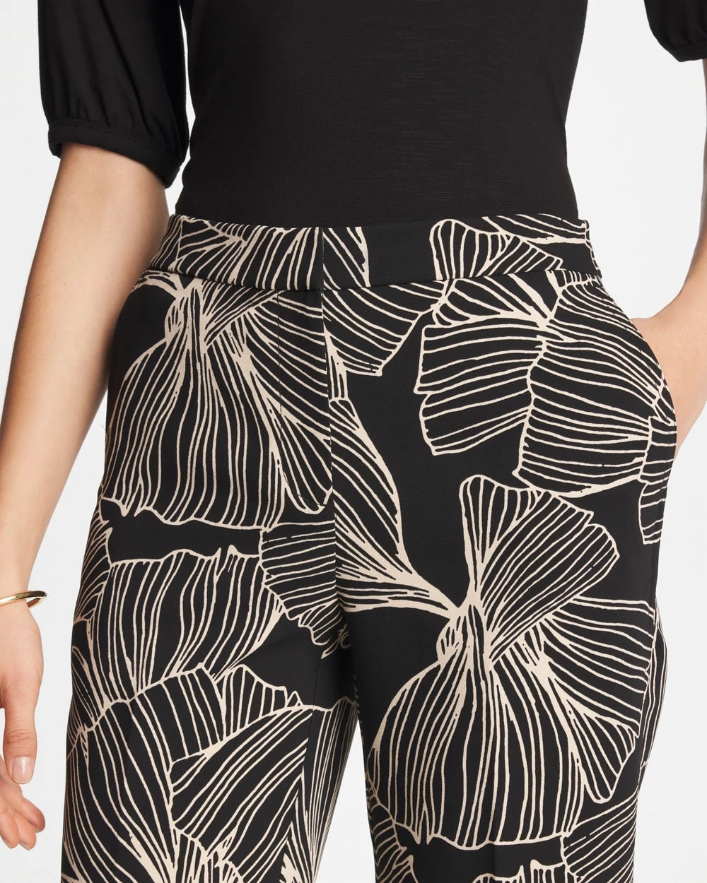Chico's Ginkgo Crepe Tapered Ankle Pants
