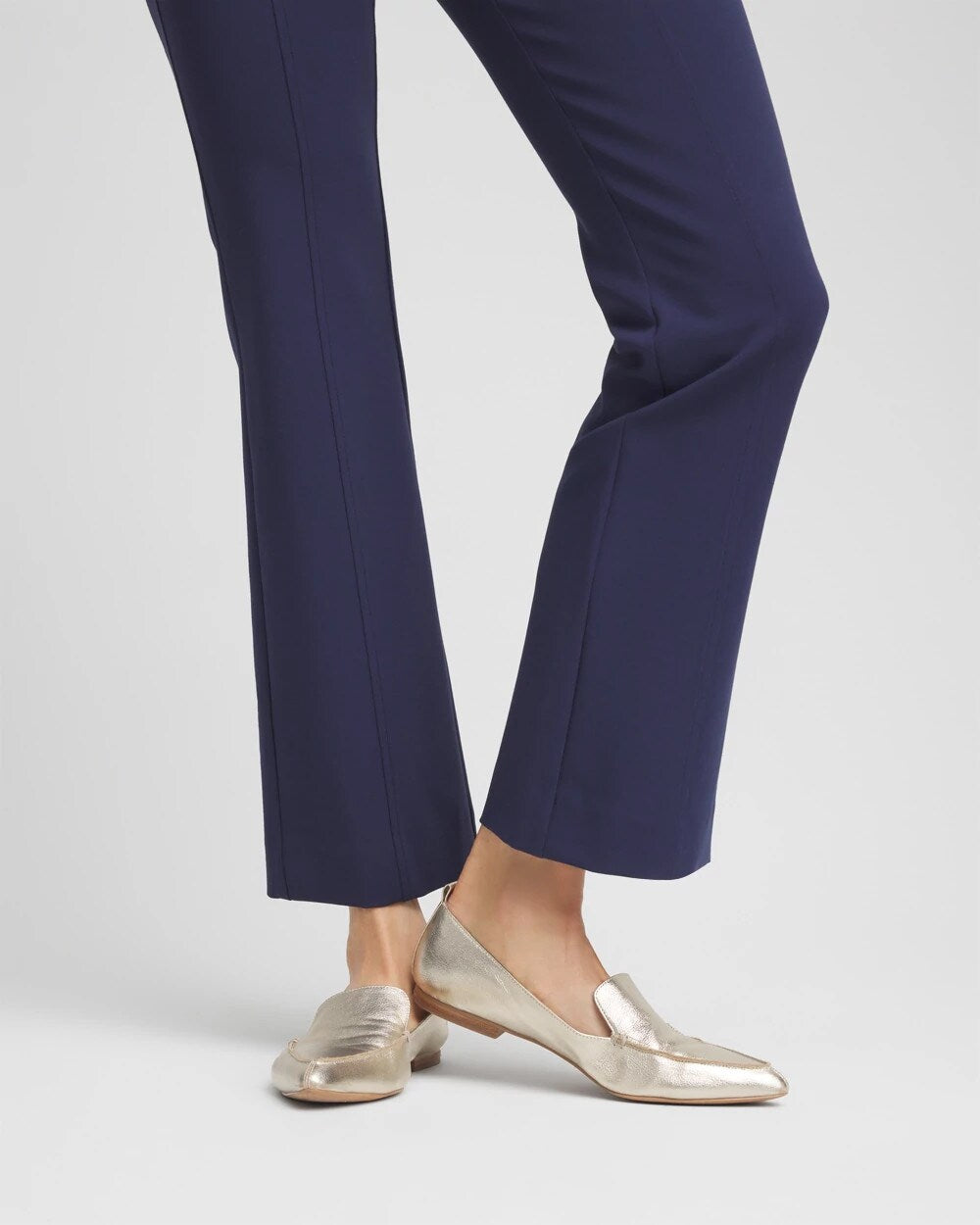 Chico's Lightweight Juliet Kick Flare Pants