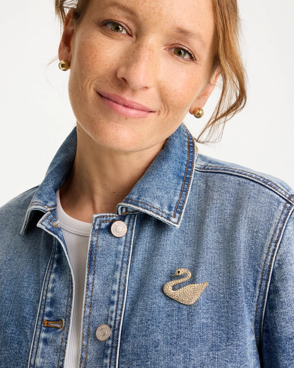 Chico's Sparkling Swan Brooch