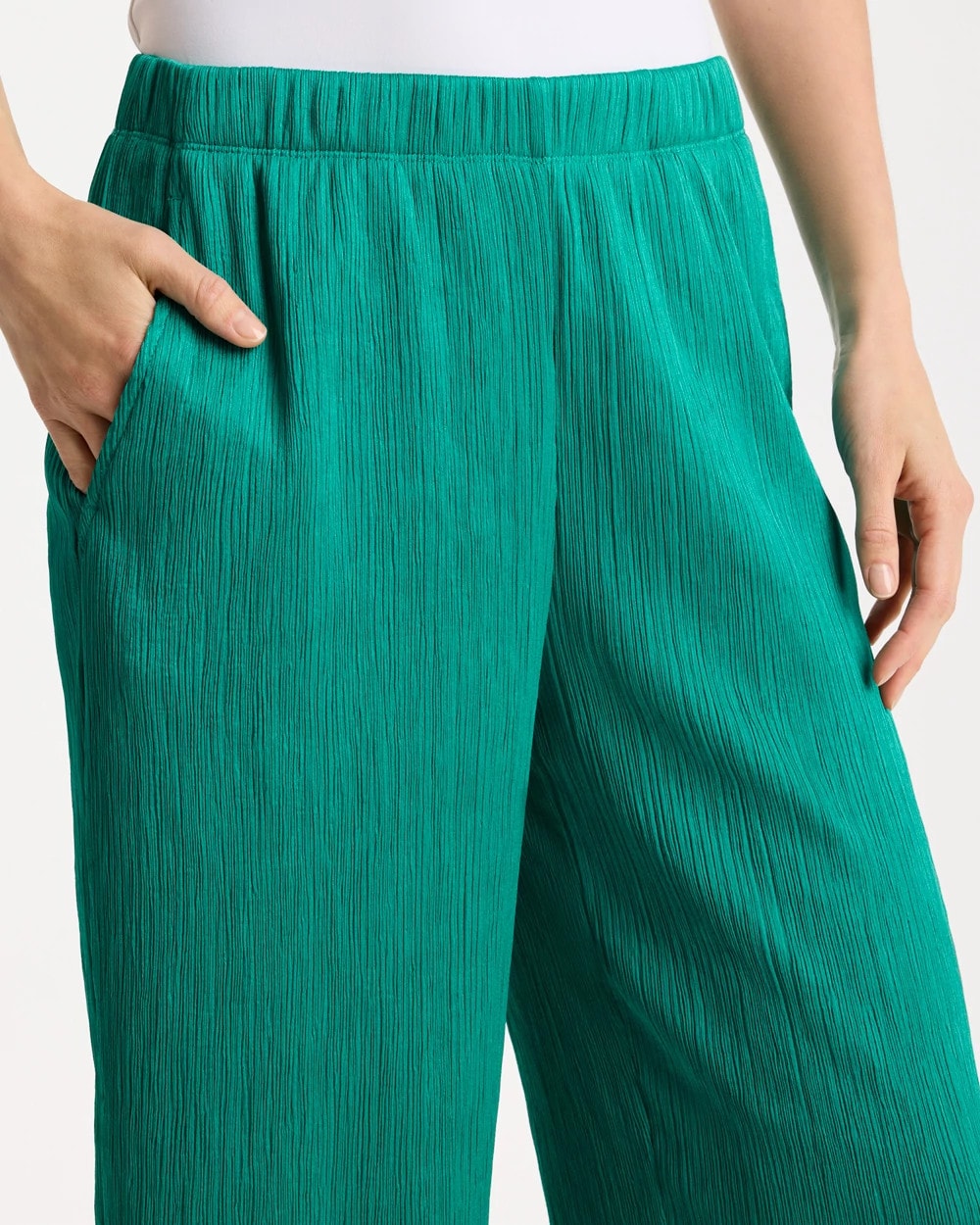Chico's Petite Travelers™ Crinkle Textured Crop Pants