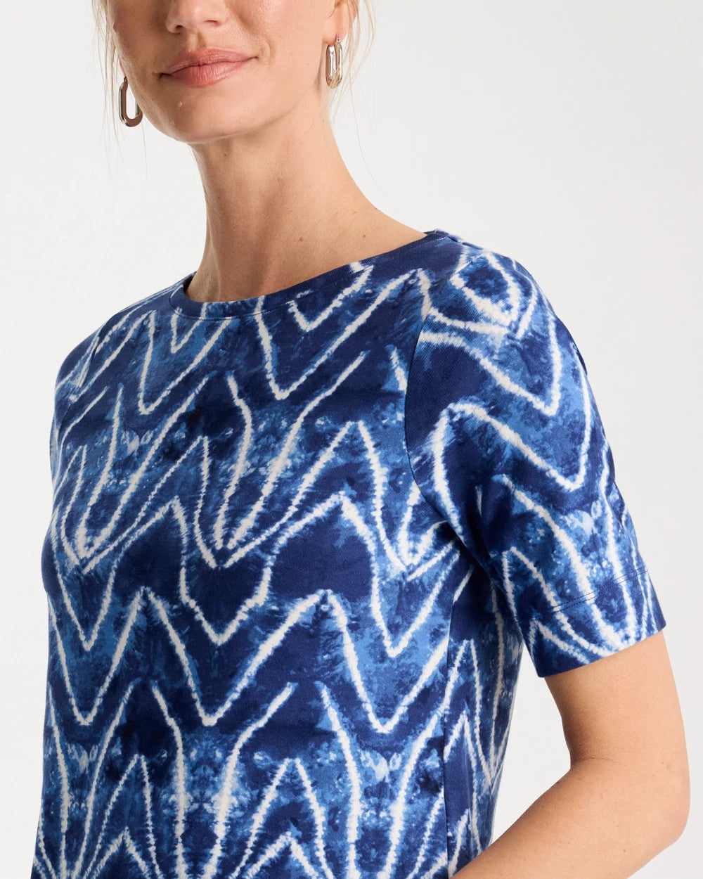 Chico's Tie Dye Chevron Pima Elbow Sleeve Tee