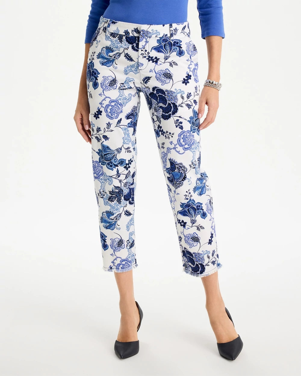 Chico's Printed Relaxed Boyfriend Chino Fray Crop Pants