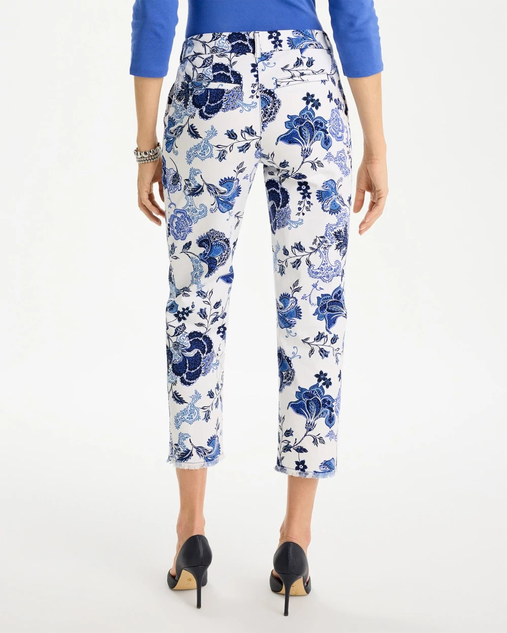 Chico's Printed Relaxed Boyfriend Chino Fray Crop Pants