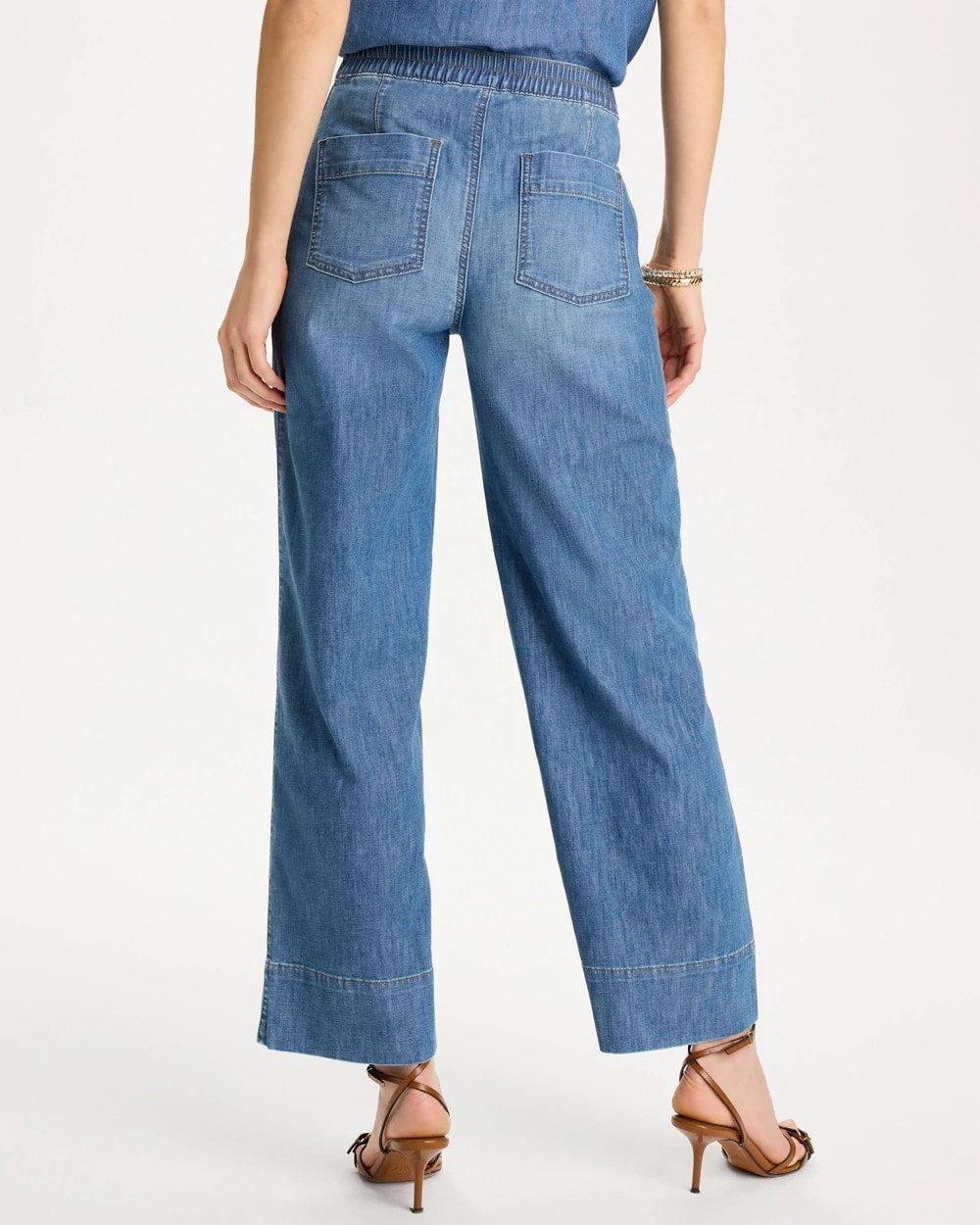 Chico's Lightweight Wide-Leg Ankle Jeans