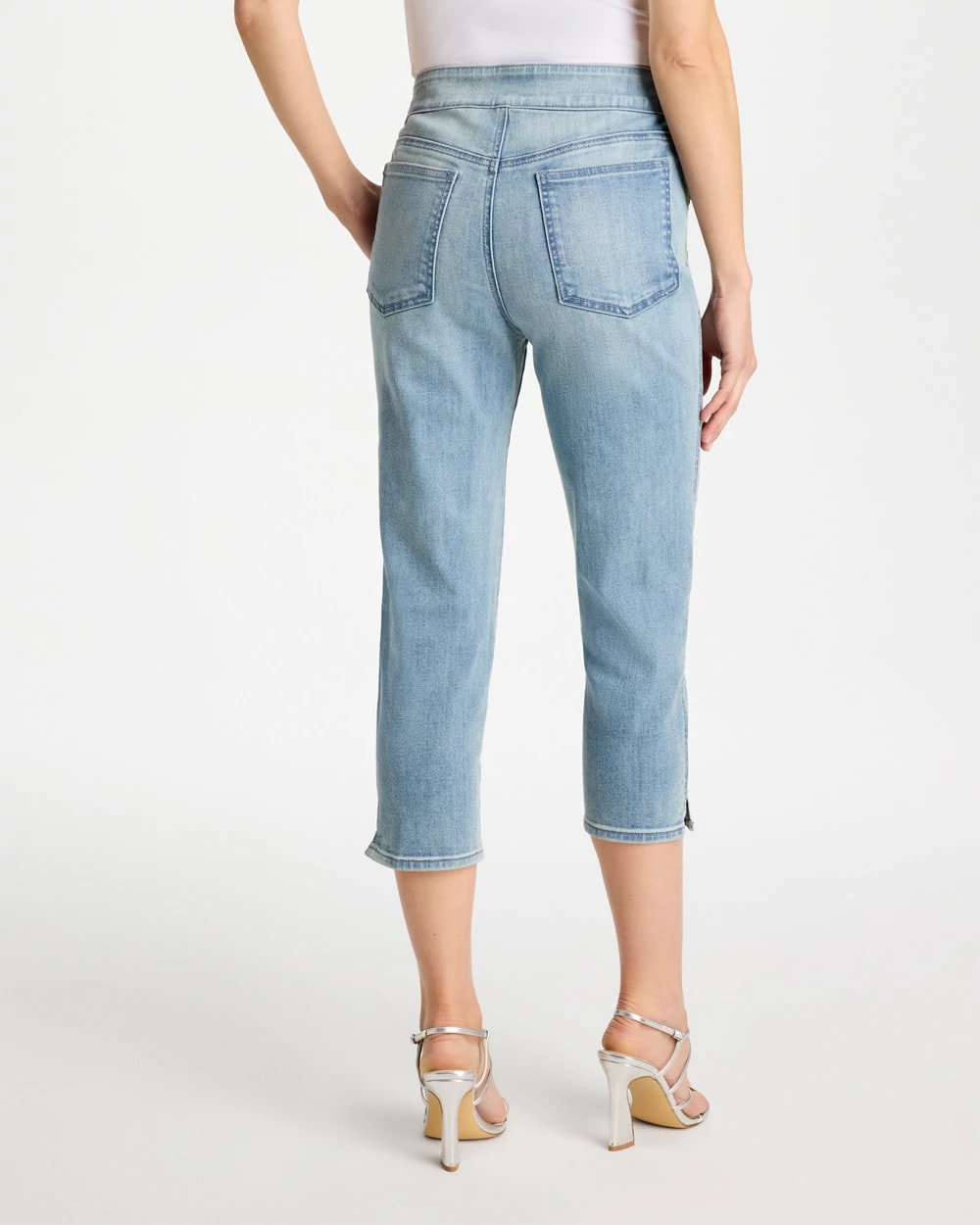 Chico's Pull-On Capri Jeans