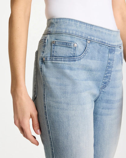Chico's Pull-On Capri Jeans