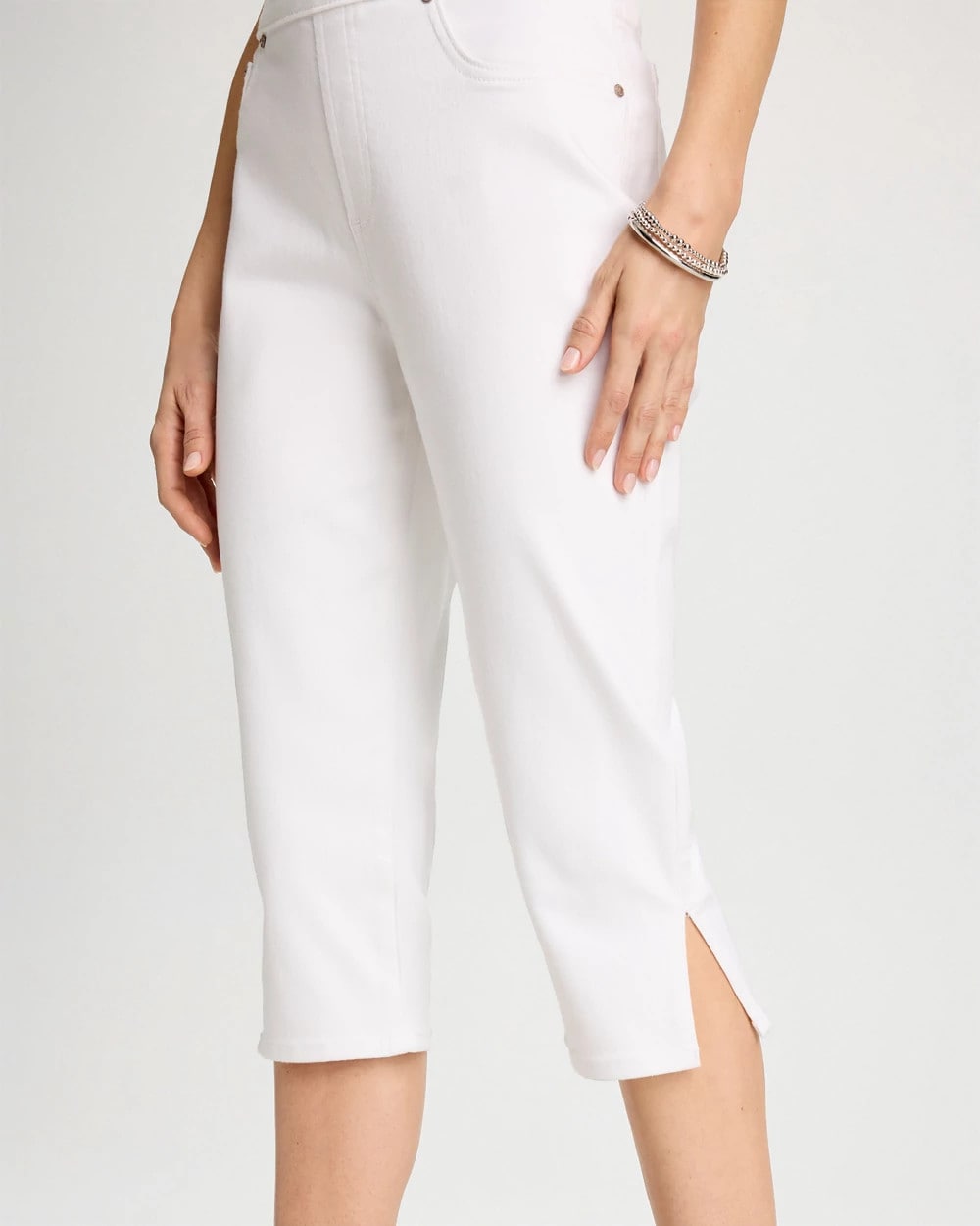 Chico's Pull-On Capri Jeans