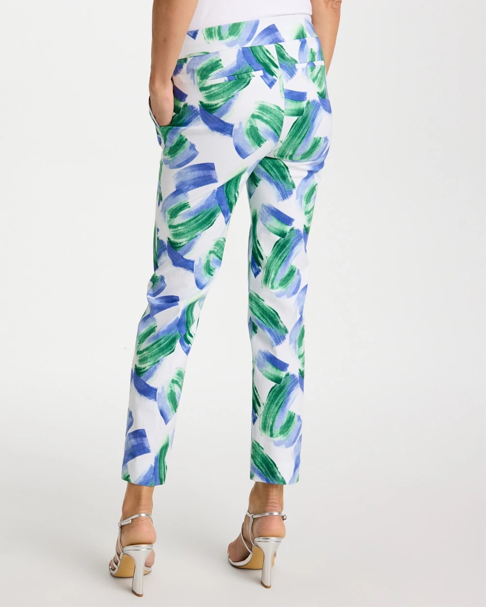 Chico's Brigitte™ Straight Whisp Crop