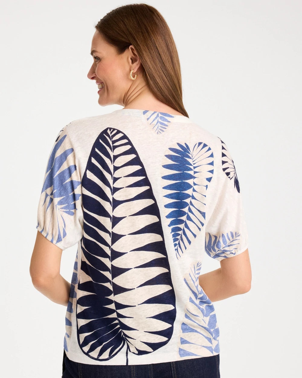 Chico's Leaf Print Linen Ruched V-Neck Tee