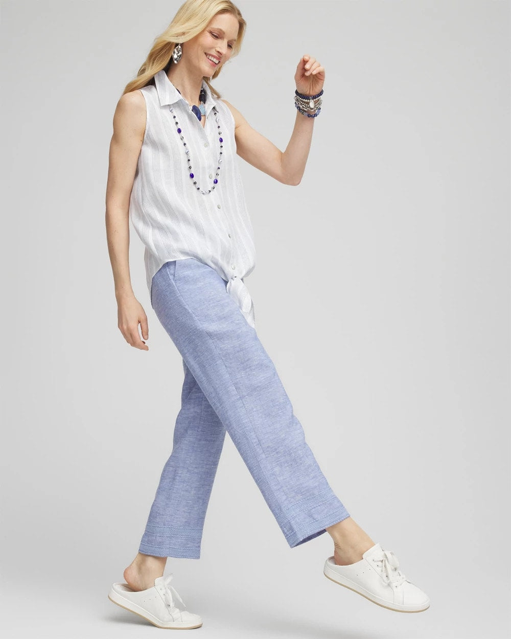 Chico's Linen Pull On Waist Cropped Pants